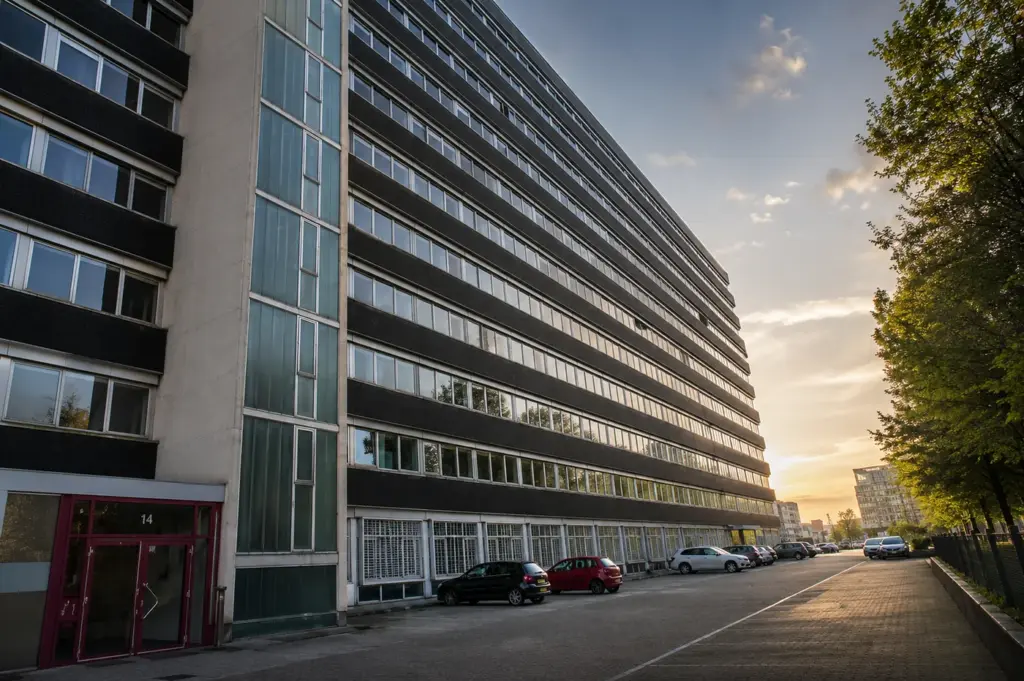 Bürogebäude in Frankfurt am Main als Referenzprojekt von Andreas Jähne für Umbau, Sanierung und Umnutzung zu Apartments